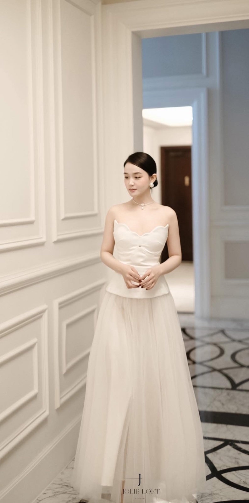 Thanh lý Pass set đầm Aroma Jolie Loft trắng dáng cúp ngực peplum - ảnh 4