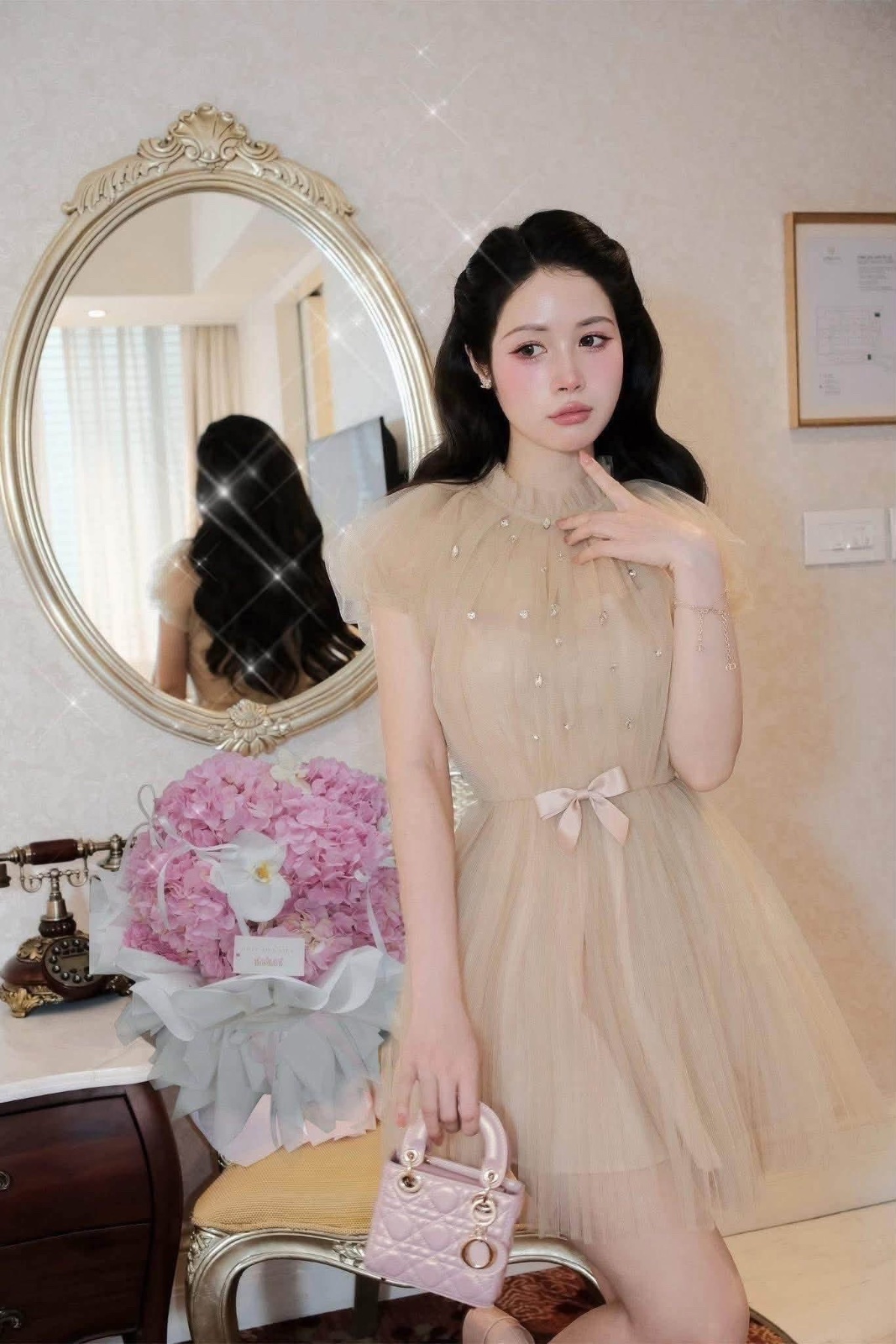 Thanh lý Pass new váy ngắn voan màu be đính ngọc trai tay bồng - ảnh 1