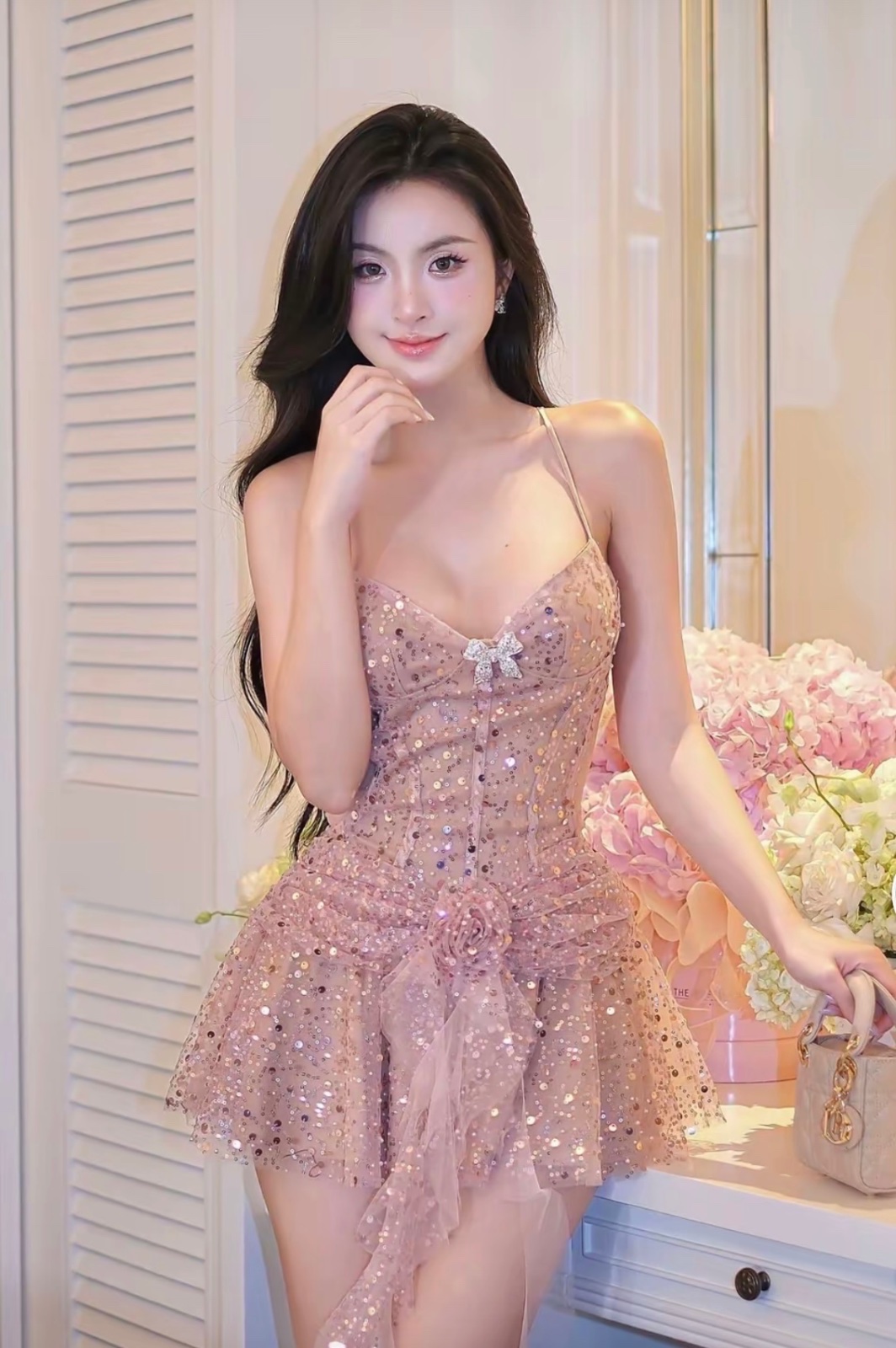 Thanh lý Pass đầm hai dây đính kim sa lấp lánh dáng ngắn màu hồng phấn - Thảo BiBi - ảnh 2