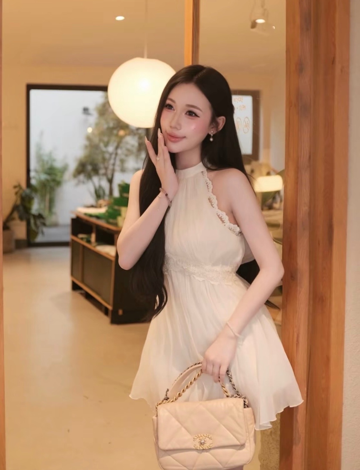 Thanh lý Pass váy ngắn cổ yếm màu trắng Enka thanh lịch - ảnh 3