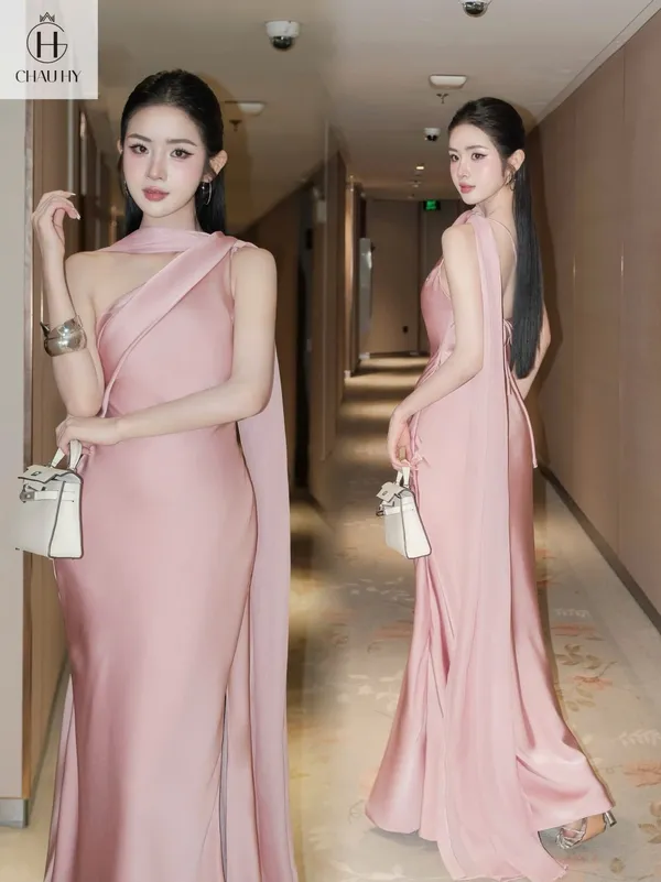 Pass váy lụa Châu Hy dáng dài lệch màu hồng  - Size M