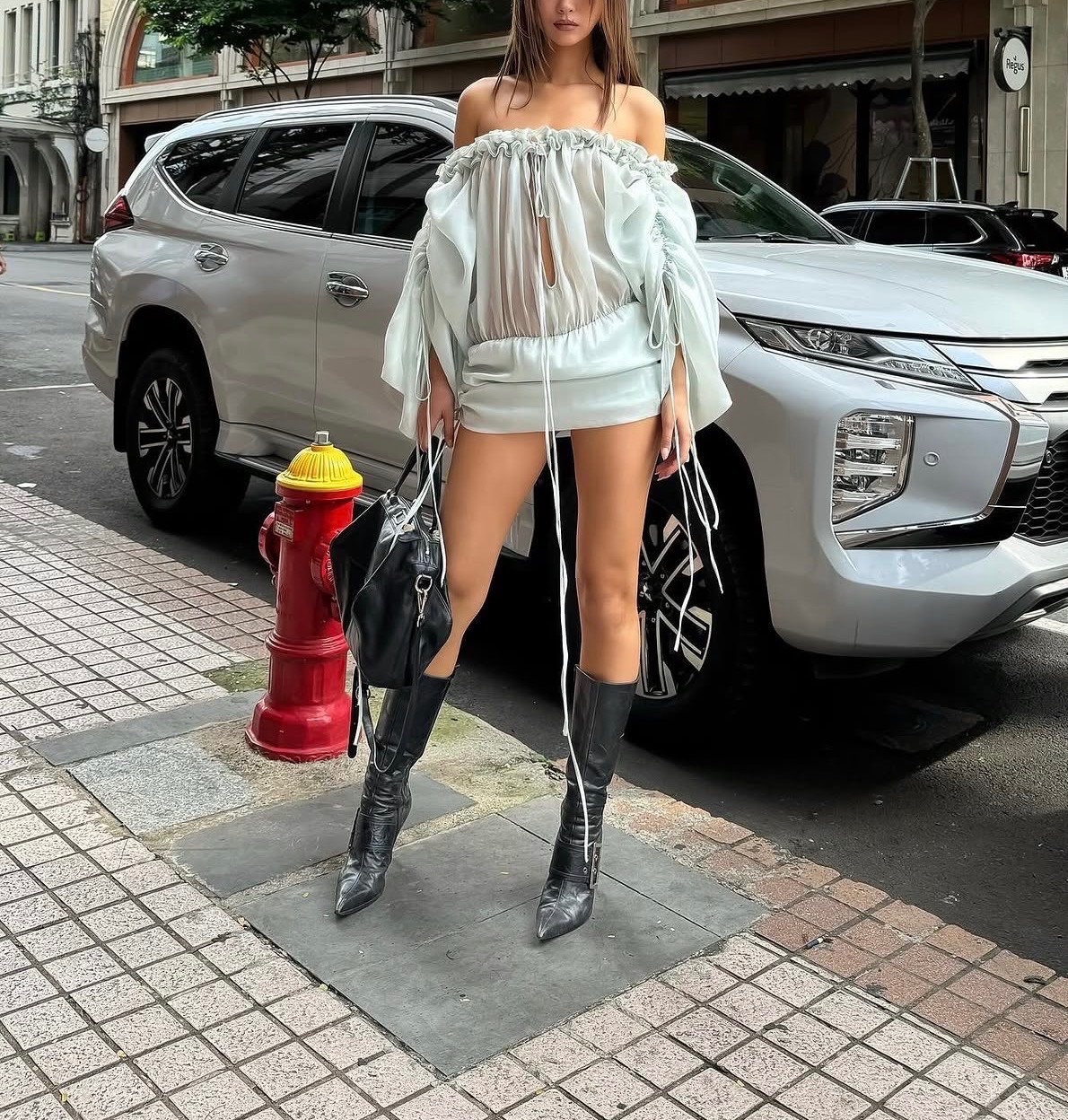 Thanh lý Pass váy ivy dress trễ vai khoét ngực tay phồng màu xanh mint IBIBOS - ảnh 2