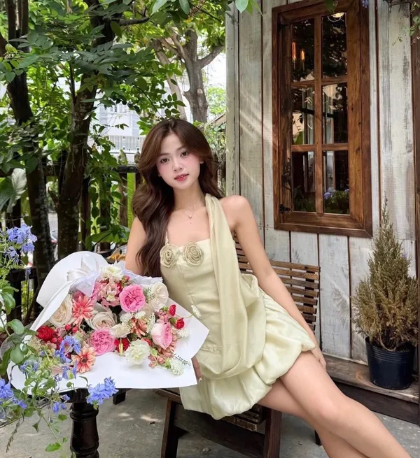 Pass đầm vạt chéo xanh bơ Goutdejun 