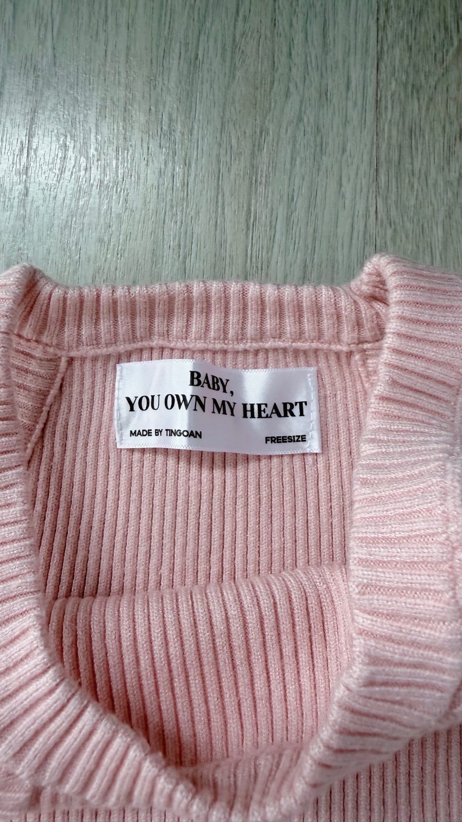 Thanh lý Pass áo len Tingoan hở vai màu hồng phấn nhẹ nhàng - Size Freesize - ảnh 2