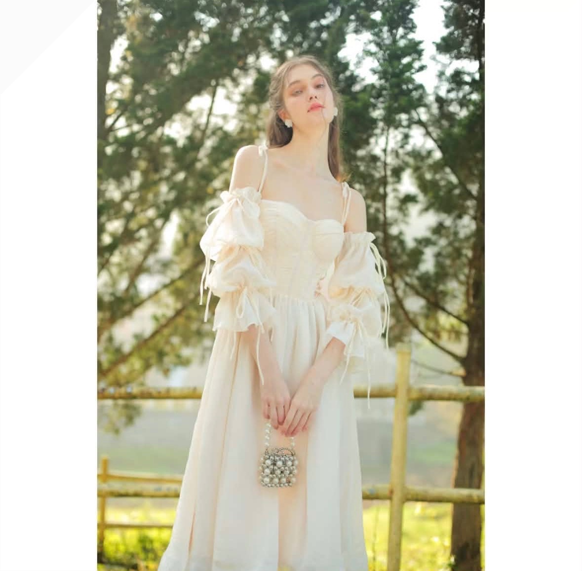 Thanh lý Pass váy midi Sò Vintage trắng trễ vai nhẹ nhàng - ảnh 4