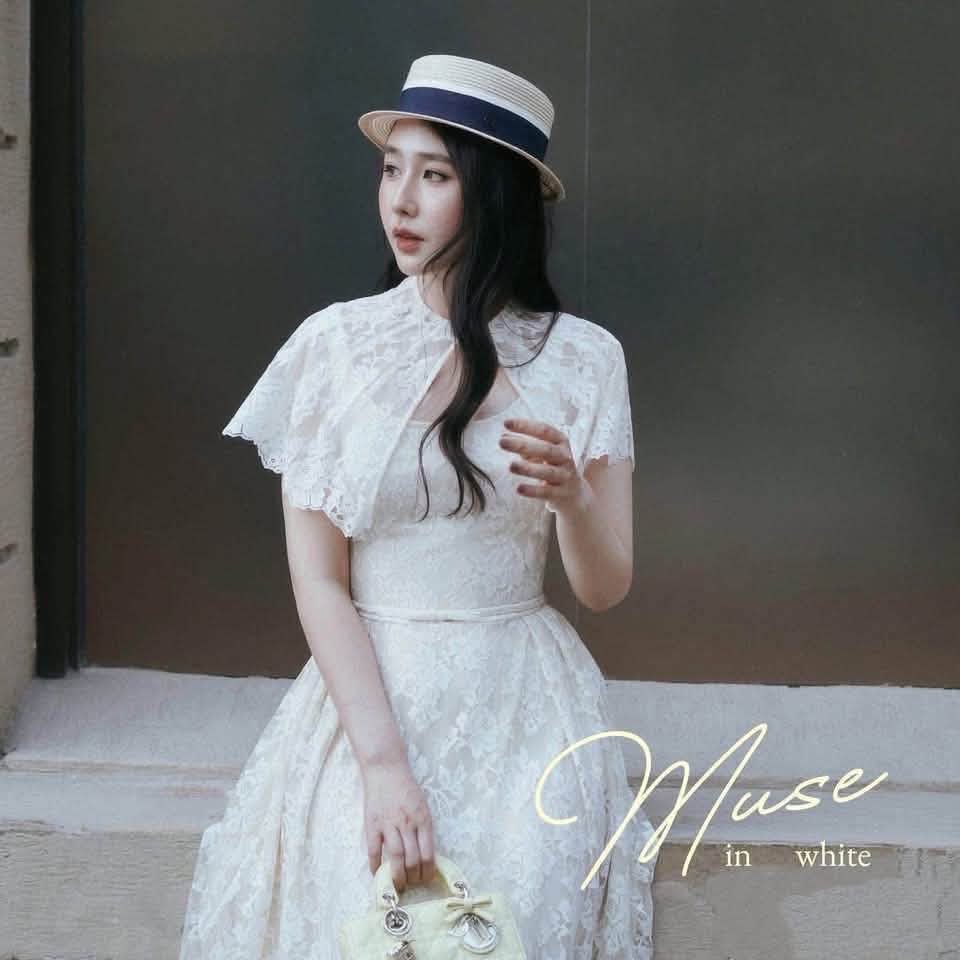 Thanh lý Pass váy Maison Leena ren trắng phối áo choàng - ảnh 1