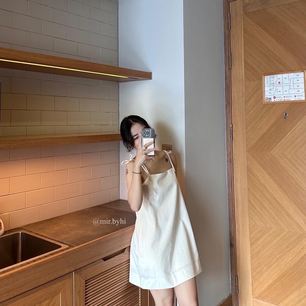 Thanh lý Pass váy hai dây mir.byhi dáng suông màu trắng kem - ảnh 1