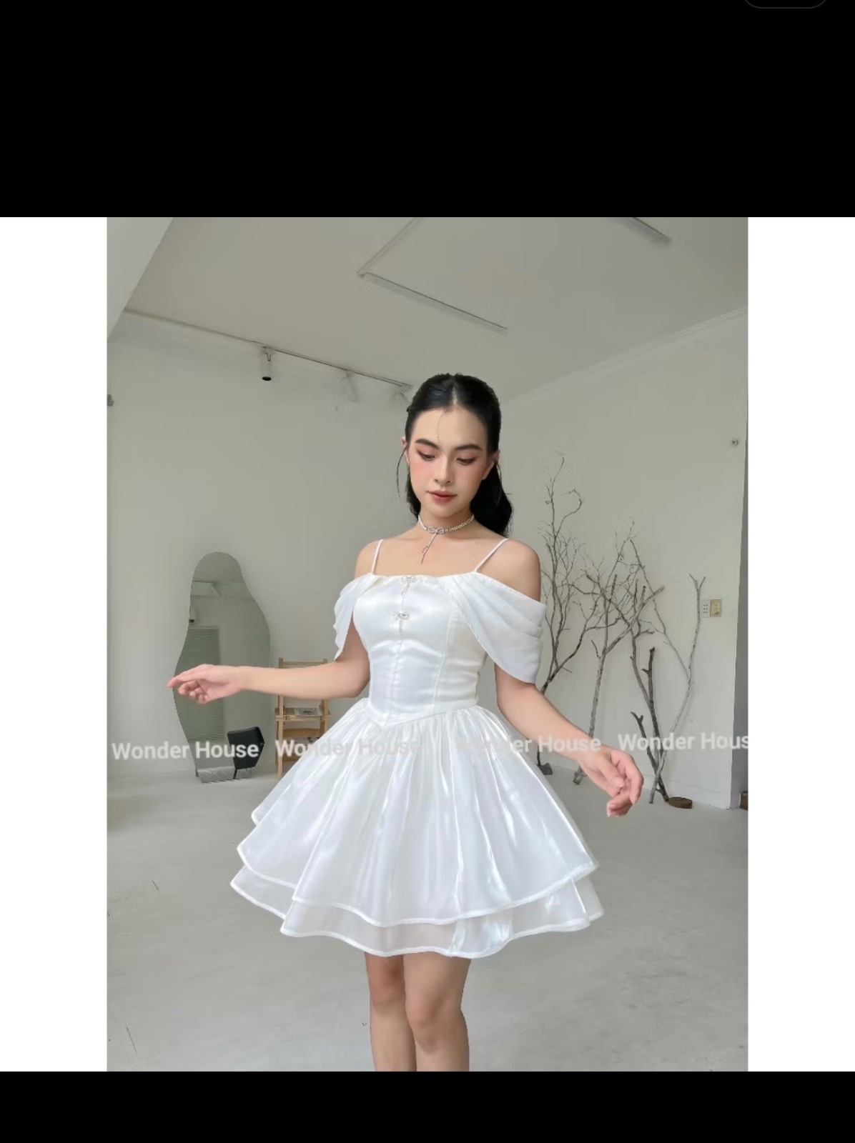 Thanh lý Pass váy Wonderhouse trắng tiểu thư trễ vai dáng xòe bồng bềnh xinh xắn - ảnh 1