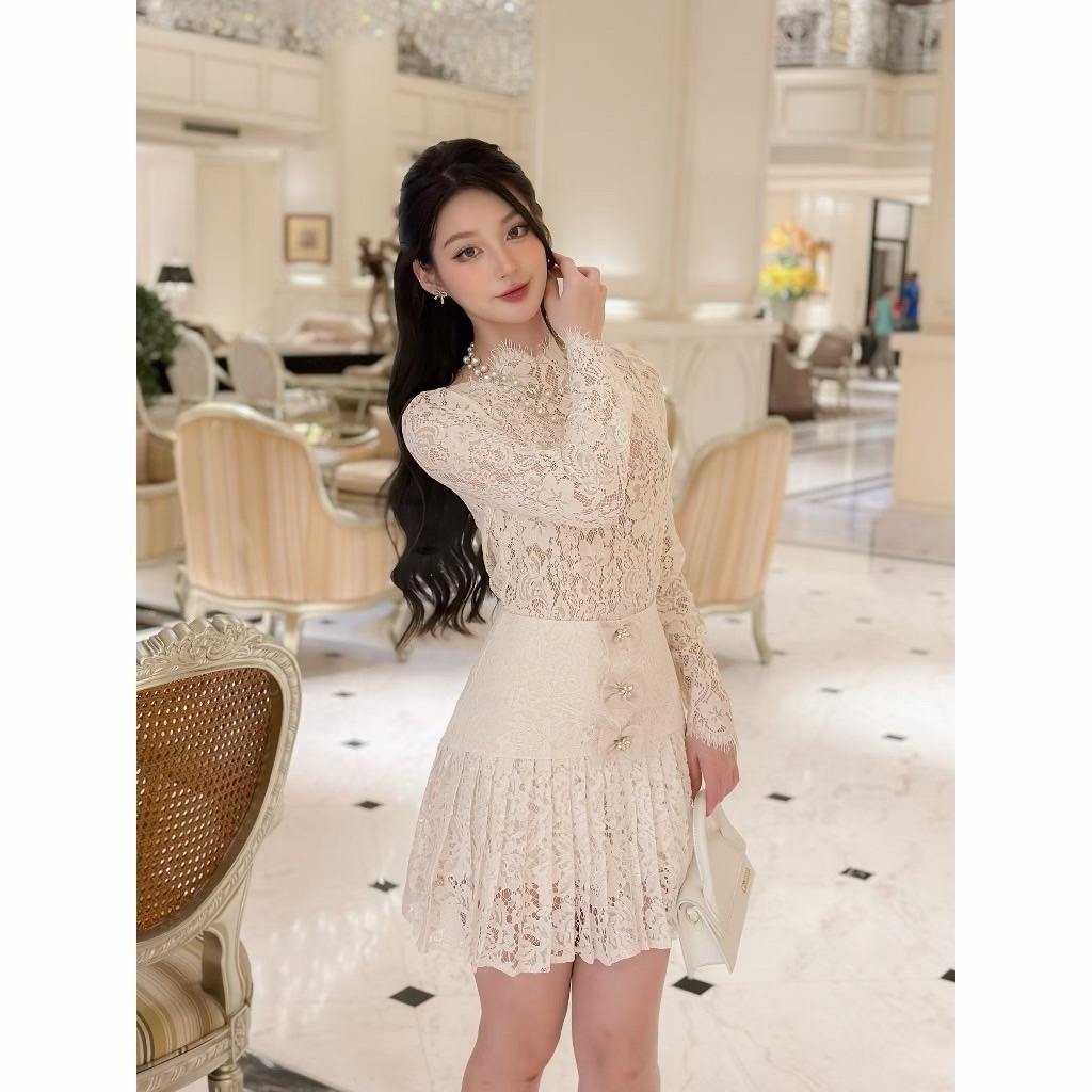 Thanh lý Pass váy ren Châu Hy kín đáo màu trắng kem phối cổ cao - ảnh 2