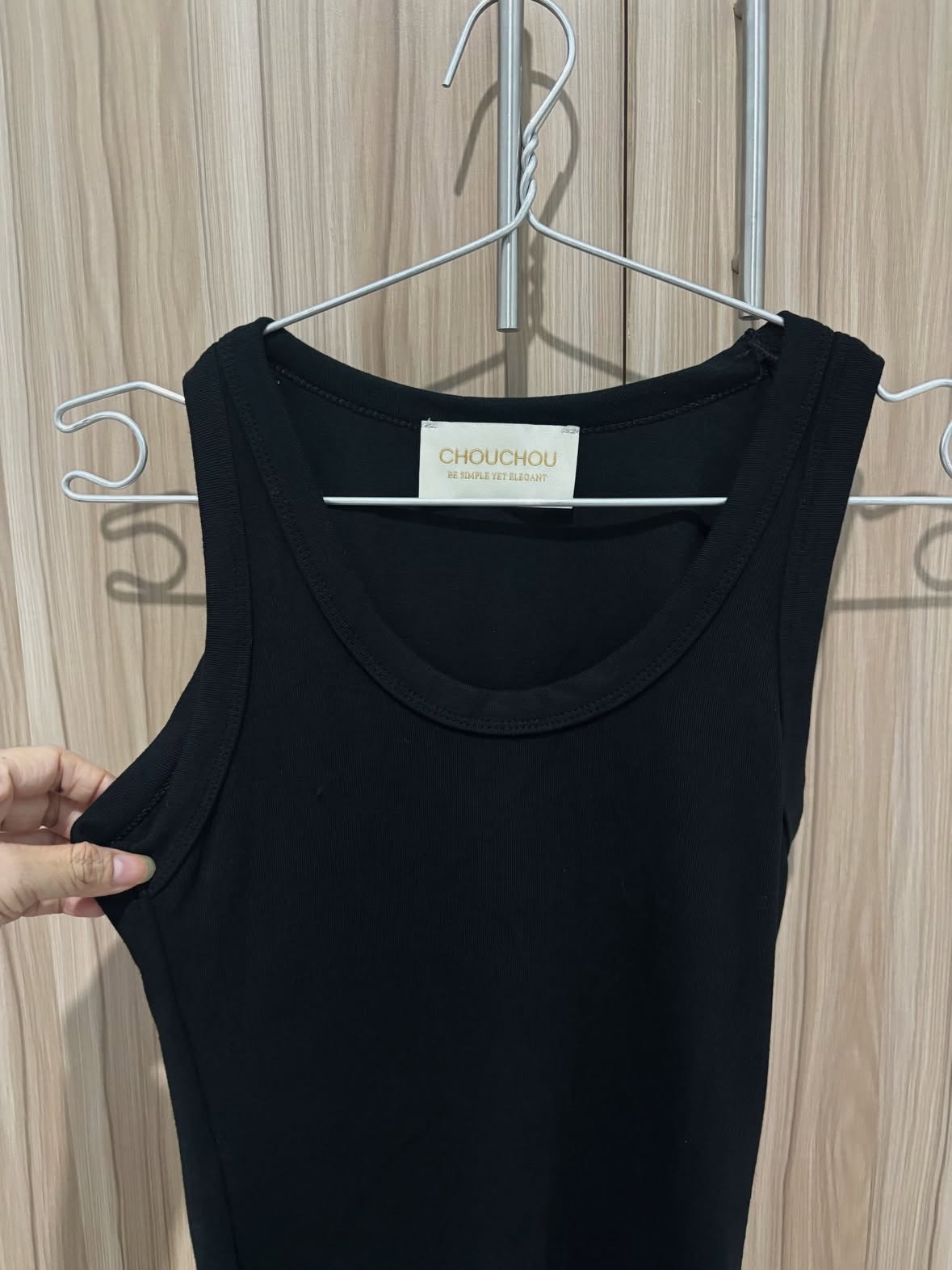 Thanh lý Pass áo ba lỗ ChouChou dáng ôm chất thun basic - ảnh 2