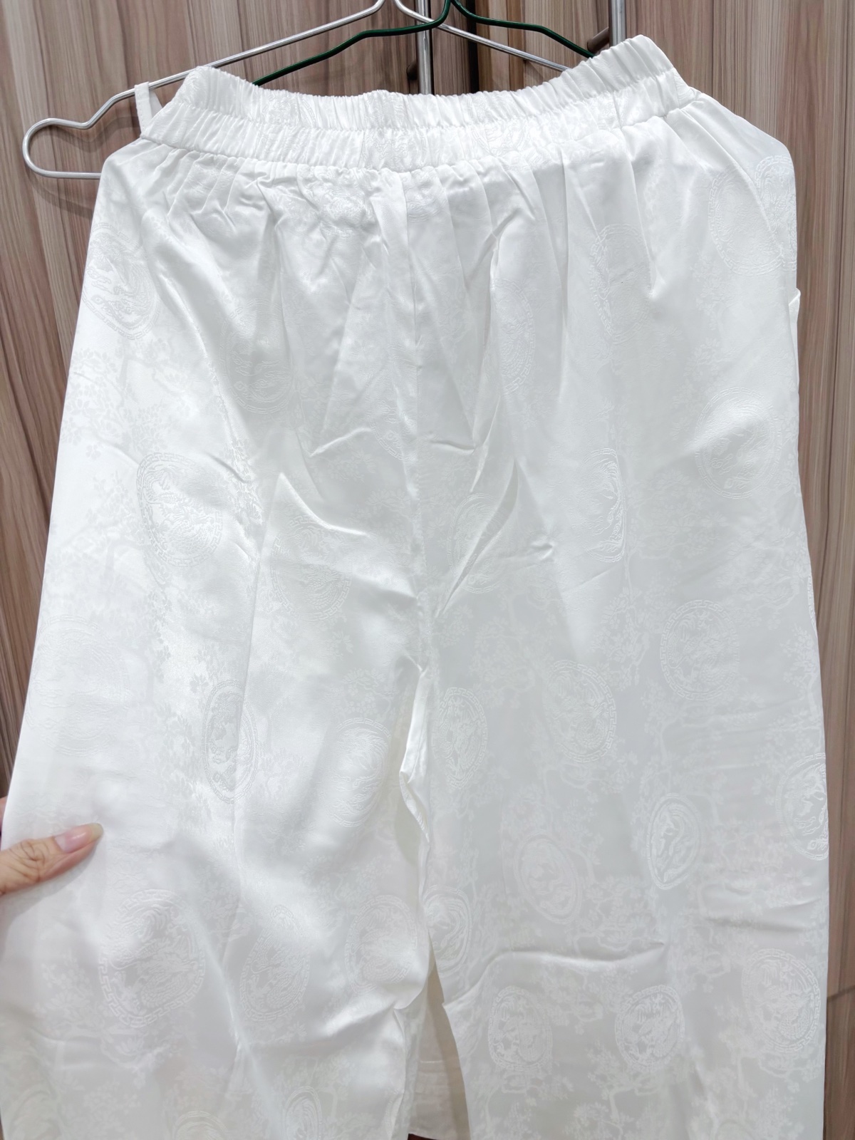 Thanh lý Pass set đồ bộ hai dây màu trắng tinh khôi, chất vải mềm mại - ảnh 5
