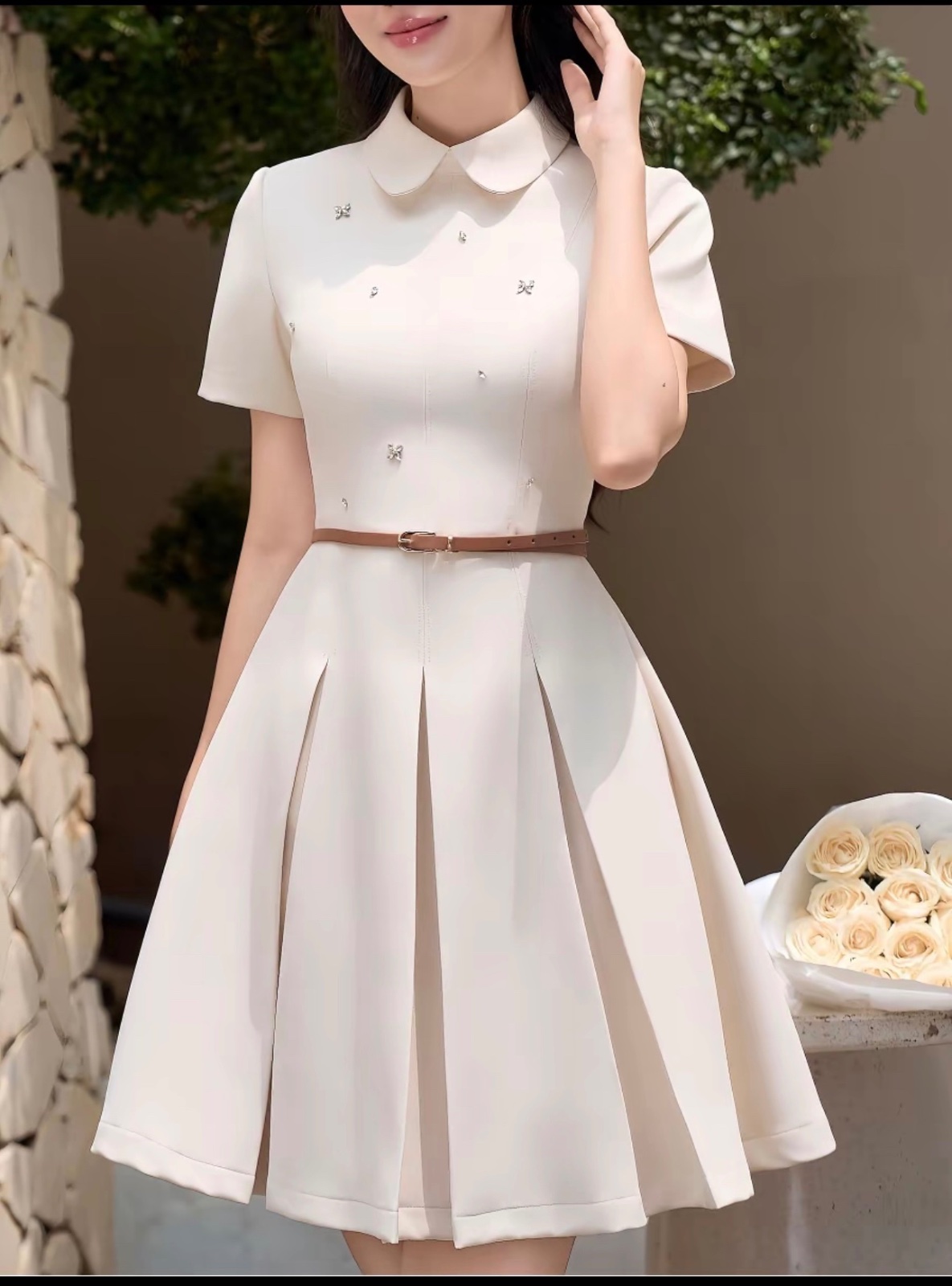 Thanh lý Pass váy Yame newtag xếp ly màu kem tiểu thư đính đá xinh xắn - ảnh 1