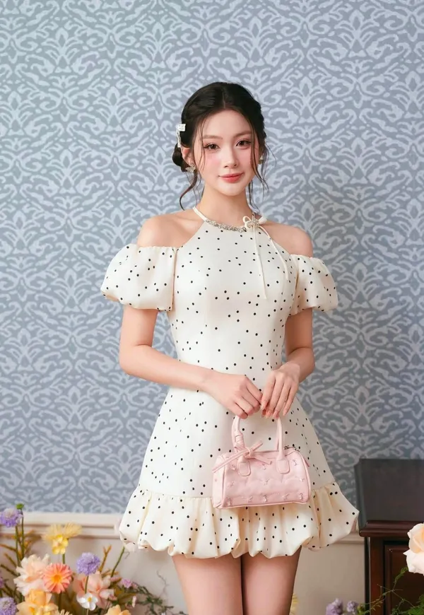 Pass váy ngắn chấm bi trễ vai xinh xắn chính hãng Zamy