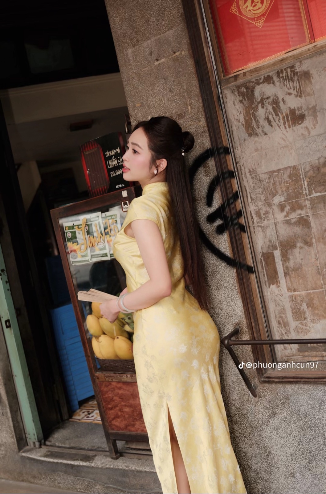 Thanh lý Pass váy sườn xám cách tân FELIXX màu vàng  - ảnh 5