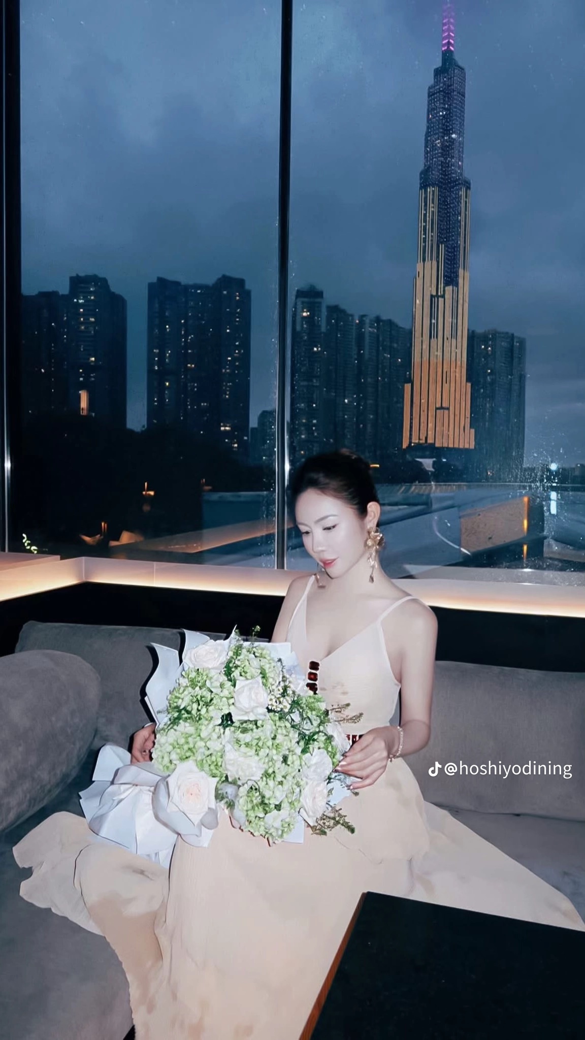 Thanh lý Pass váy Lazybons maxi xoè tone nâu nhẹ đính đá to - ảnh 4