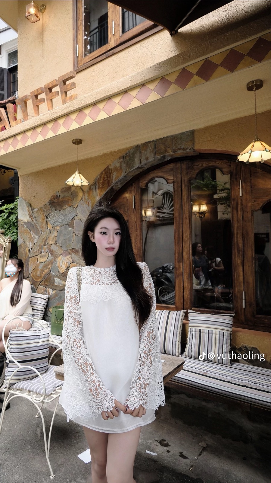 Thanh lý Pass váy trắng suông phối ren tiểu thư Celice - ảnh 1
