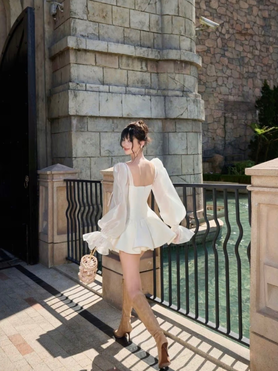 Thanh lý Pass váy ngắn Amelie màu trắng dáng xòe phối tay bồng - ảnh 3