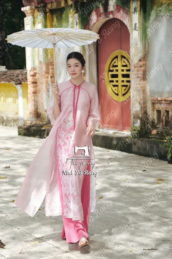 Pass Set Áo Dài Ngọc Diệp Nhà Tờ Rang Kèm Áo Choàng 