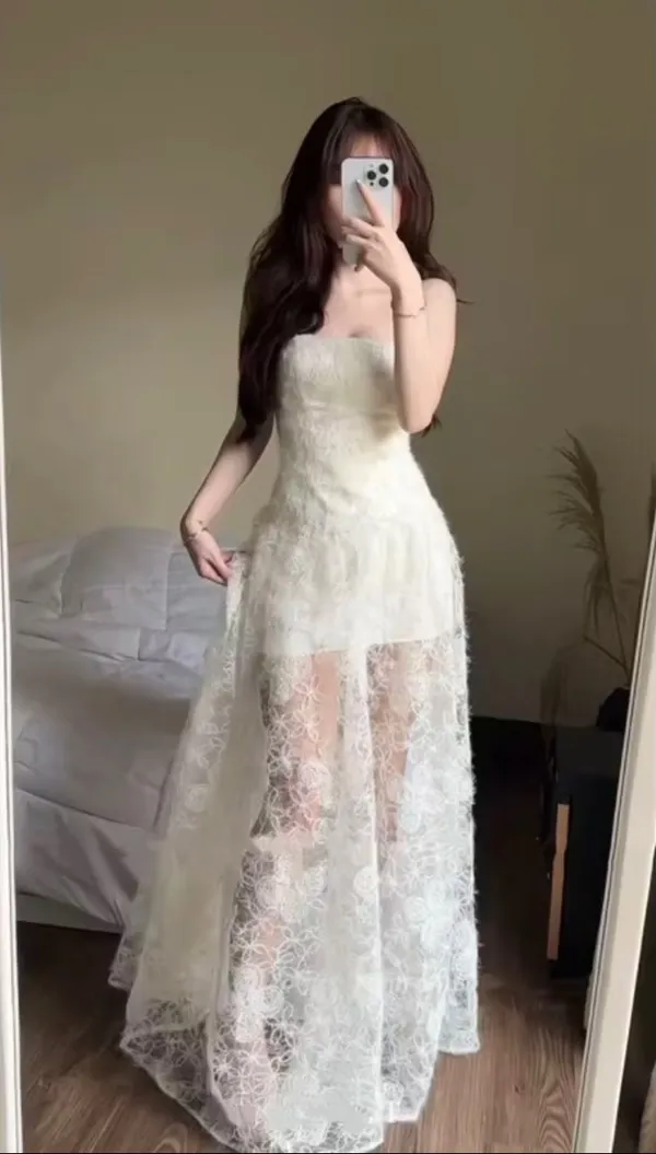 Pass váy Jolie Loft ren dáng dài màu trắng 