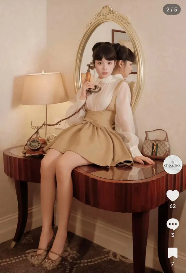 Pass váy yếm ChouChou phong cách vintage