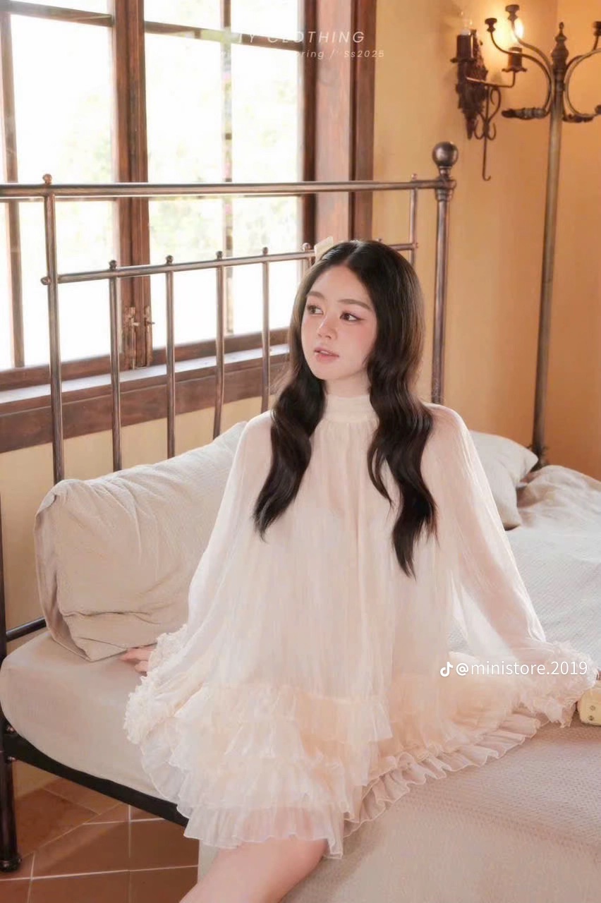Thanh lý Pass váy babydoll tay dài cổ cao Ty clothing babydoll màu kem Freesize - ảnh 2