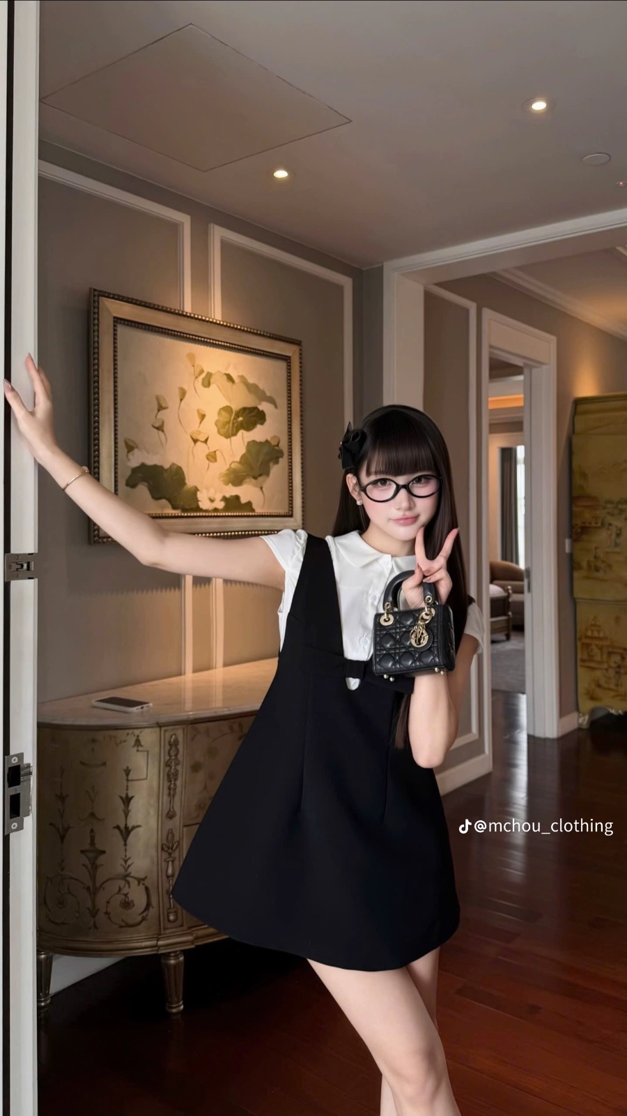 Thanh lý Pass set váy yếm đen phối sơ mi trắng tiểu thư ChouChou  - ảnh 2