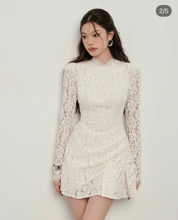 Pass váy ngắn ren tay dài Cmee.studio